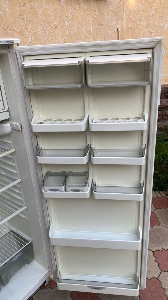Продам холодильник Атлант+доставка