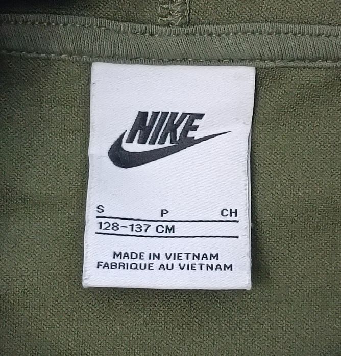 Nike Sportswear Sweatshirt оригинално горнище ръст 128-137см Найк