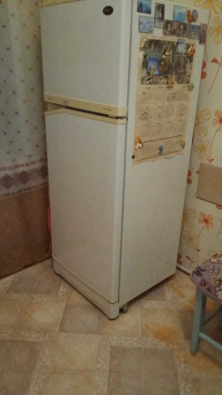 Холодильник электа