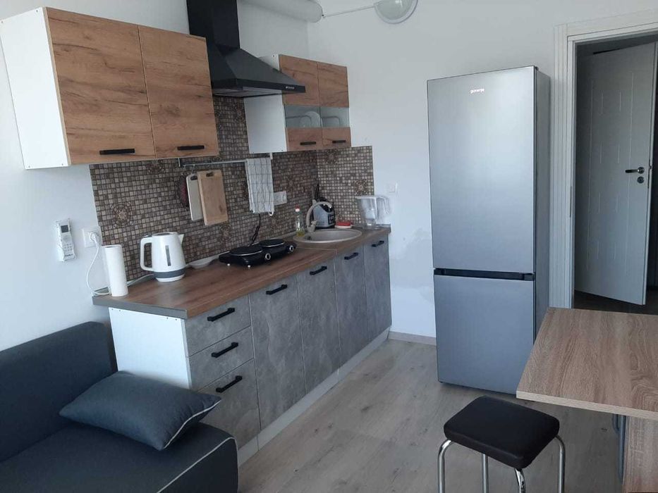 Дава се под наем Двустаен апартамент в Бургас, Зорница - 55 кв.м за 550 € - Снимка #2