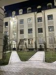 Zamona to’yhonan to’grisida  kvartira  sotilad srochniy