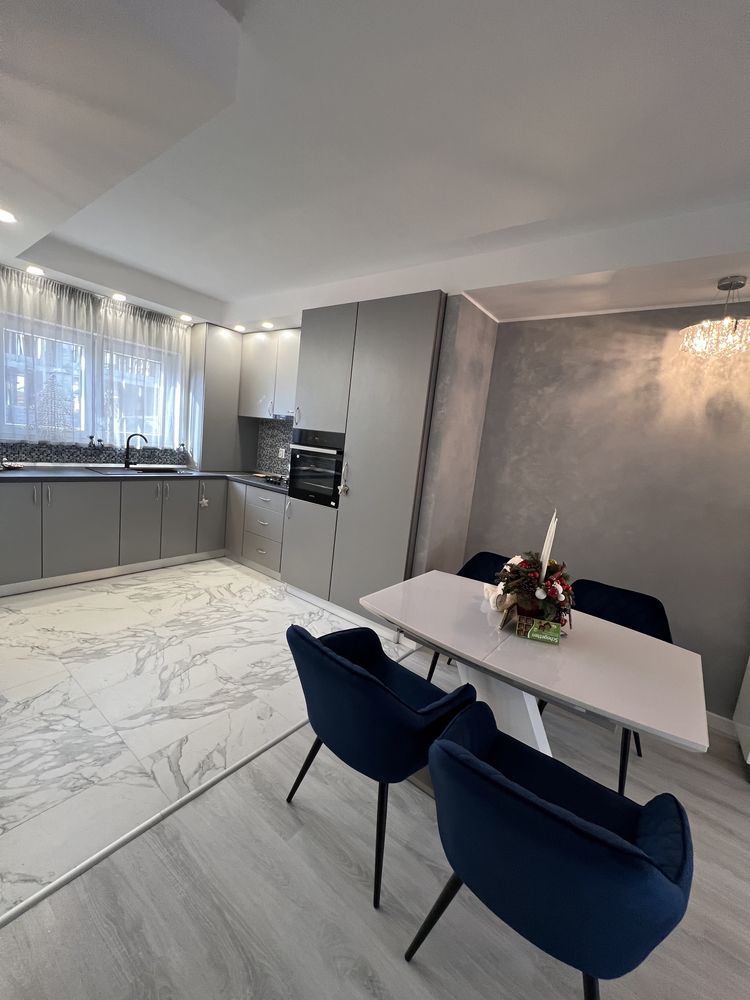 Vila Lux 3 Camere Cosmopolis