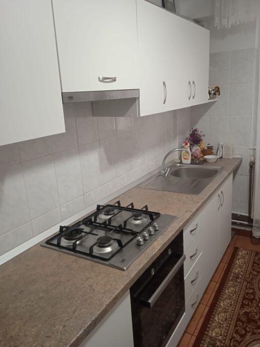 Apartament 3 camere zona primarie