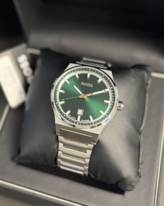 Ceas BOSS – cadran verde smarald – NOU, în cutie!
