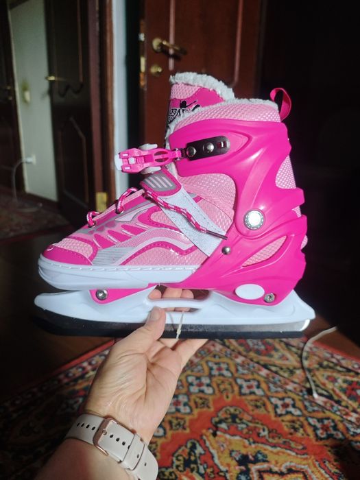 Коньки для девочки размер 34-39 (М) новые, купили в подарок не одевала
