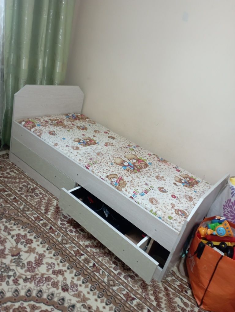 Кровать детская 160*70