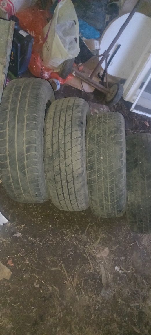 Продам шины 185×65×15R