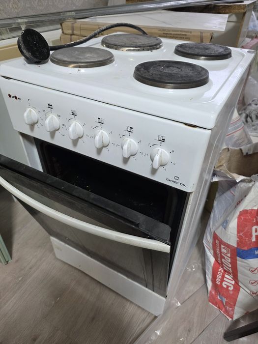 Электроплита в рабочем состоянии