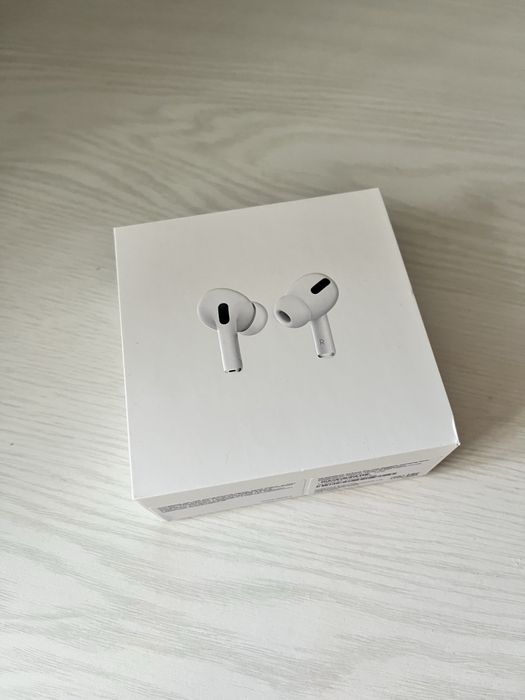 Продам кейс от наушников, б/у, на гарантии