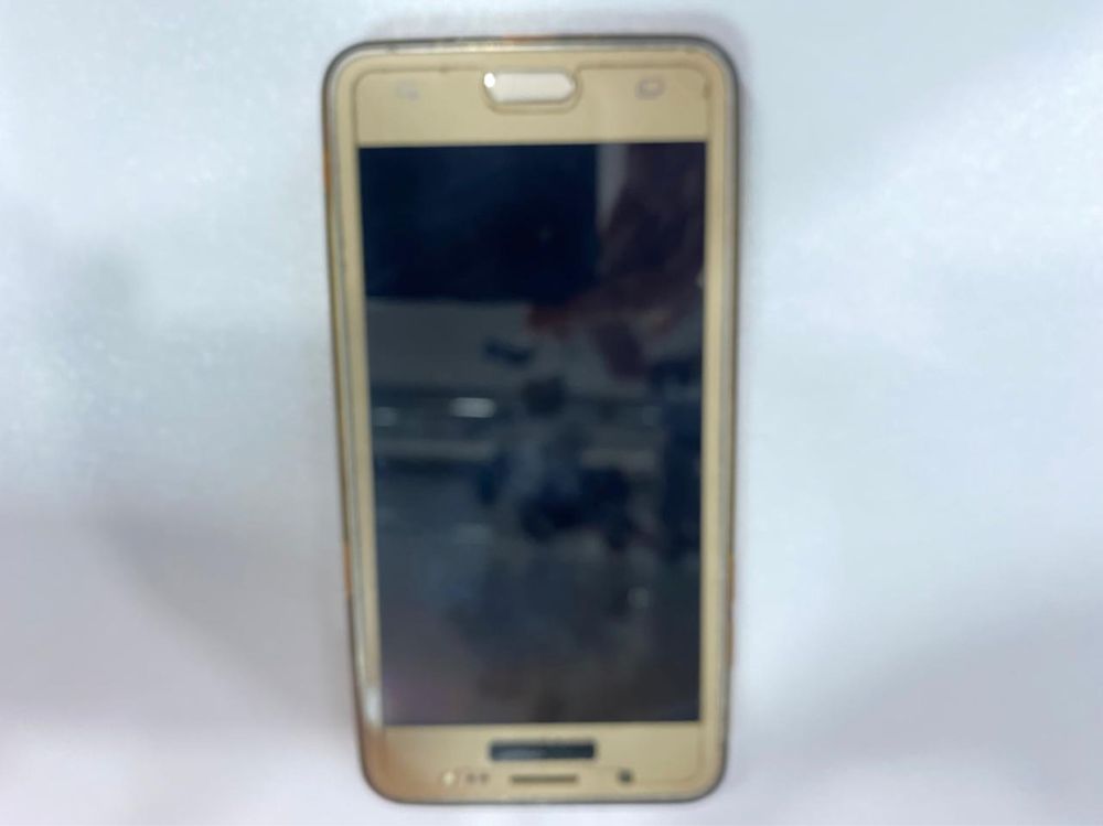 Продаётся Samsung j5 2016