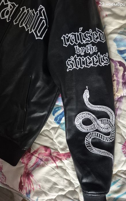 Продавам чисто ново яке