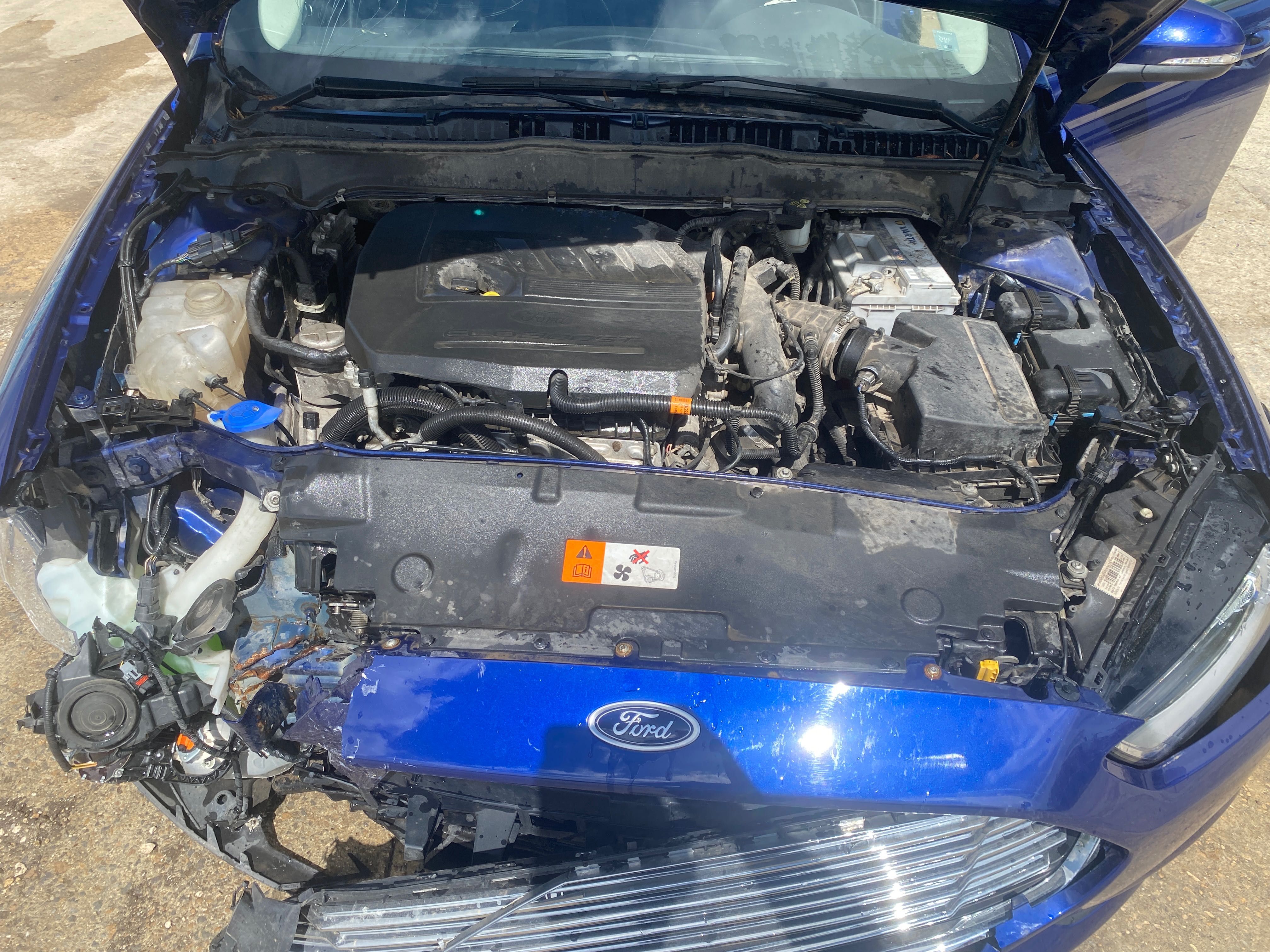 Ford Mondeo 1.5 Eco Boost 160 ph., 6sp., двигател UNCA