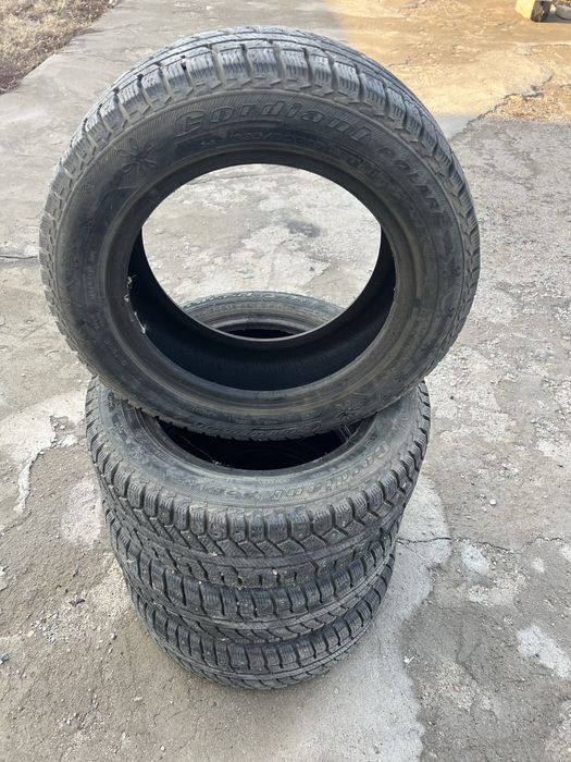 Продам шины зимние