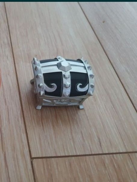 Skylanders Imaginators  Silver Mystery Chest