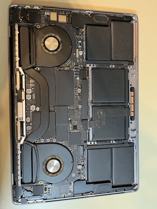 Reparatii laptop/desktop- diagnosticare gratuita