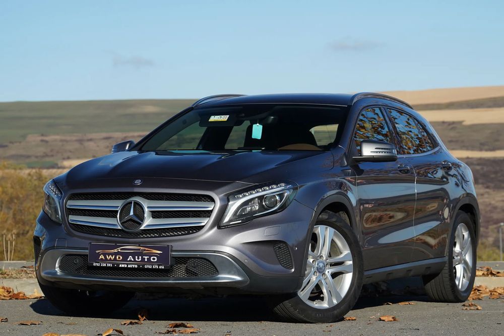 Mercedes-Benz GLA 220D I 4Matic I Automat I Xenon I GARANTIE 12 luni I RATE I REVIZIE