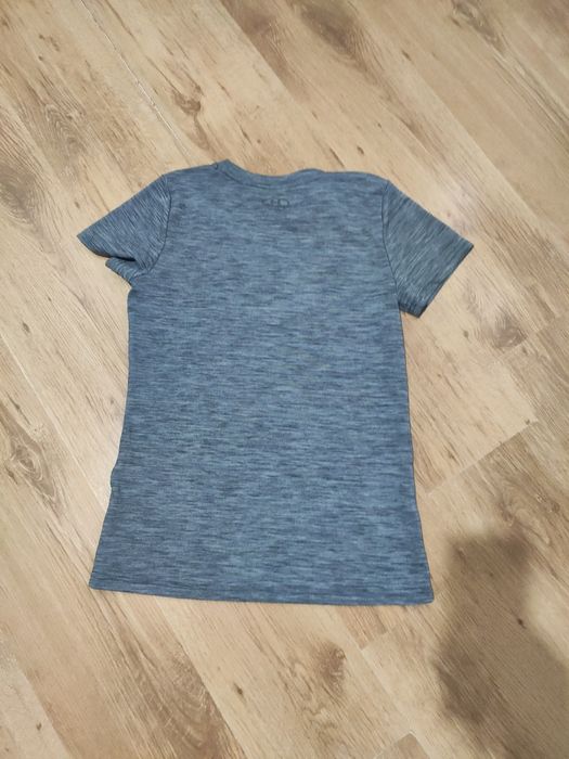 Tricou dama Under Armour mărimea S