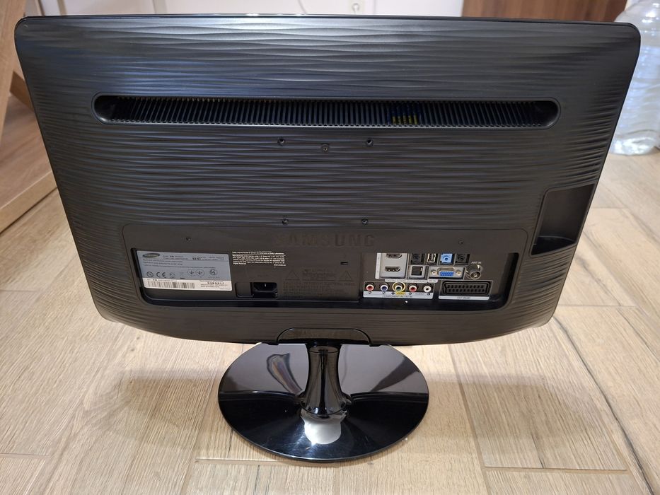 Телевизор/монитор Samsung B2230HD9