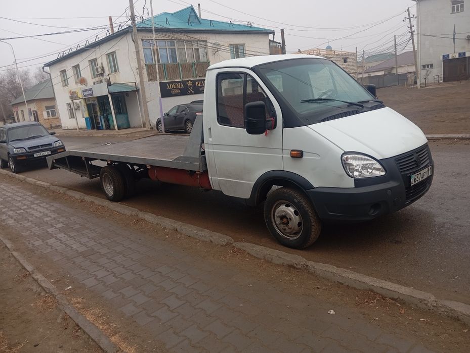 Авто эвакуатор қызметі ұсынамын.