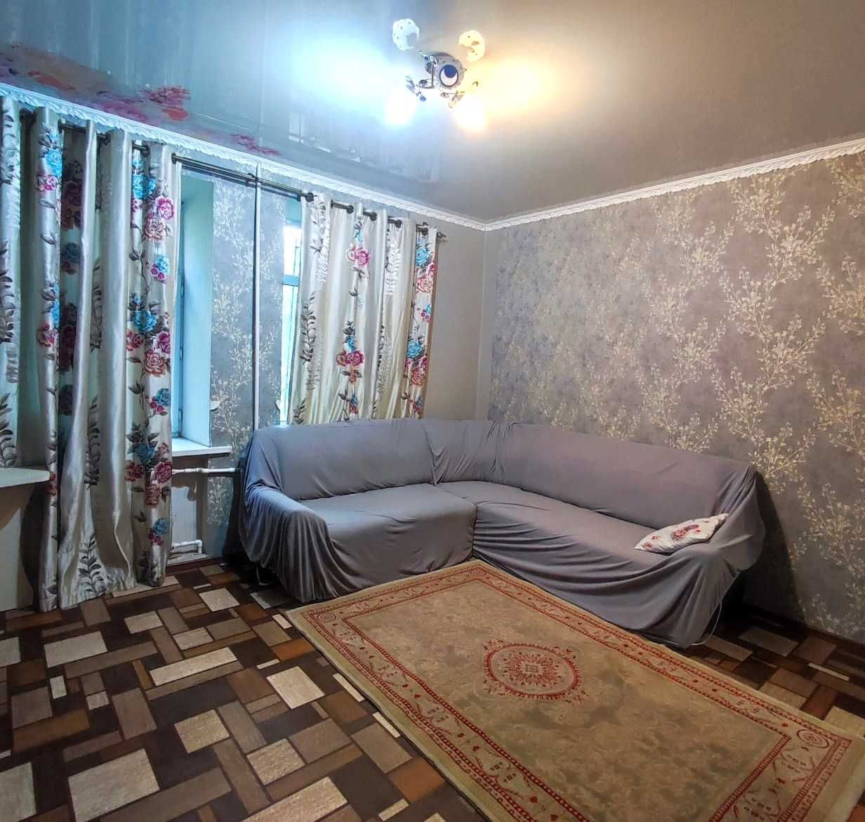 Продаю 3х комн. квартиру в центре, в кирпич. доме по ул. Аль-Фараби.