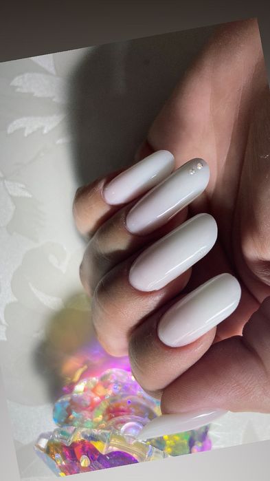Laura Nail Artist