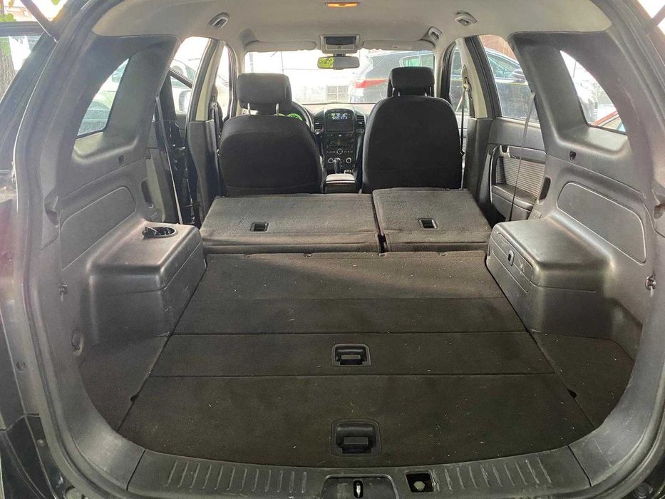 Chevrolet Captiva 2.0D, 4x4, înmatriculată, neagră și sinceră