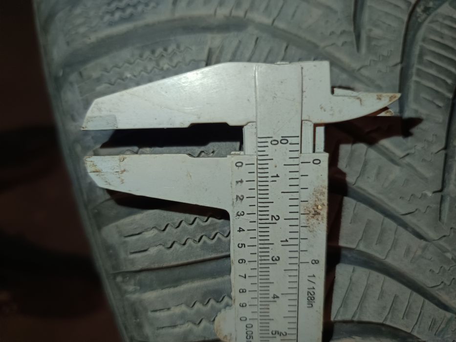 Продавам гуми  зимни 205/55/16