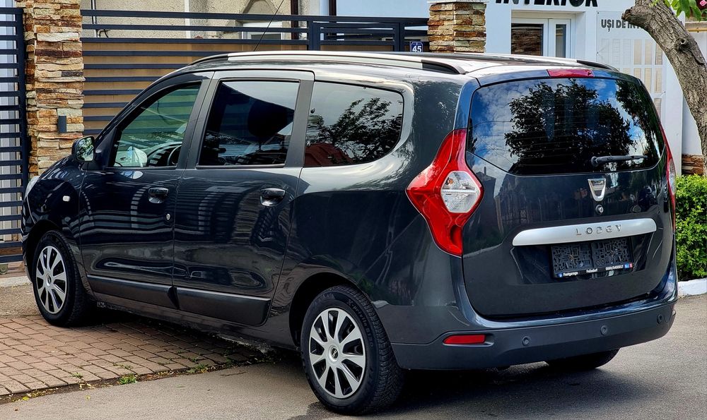 Dacia Lodgy 1.2 Benzina 7 Locuri An 2014