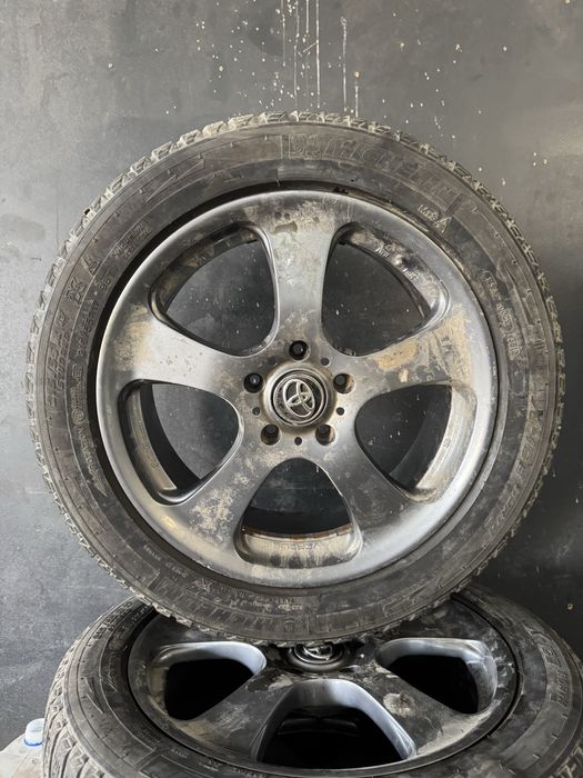 Титанки р17 на семейство камри