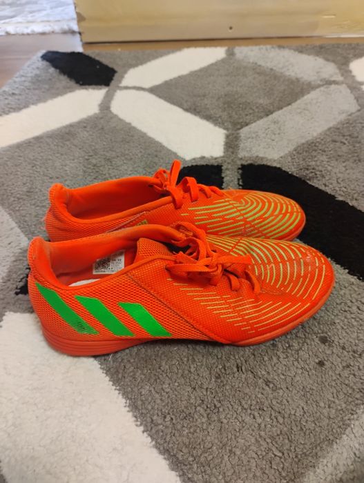 Ghete adidas predător