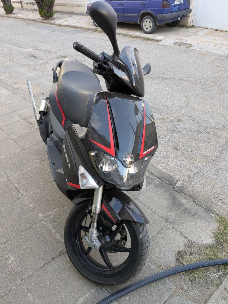 Скутер Gilera Runner Sp50