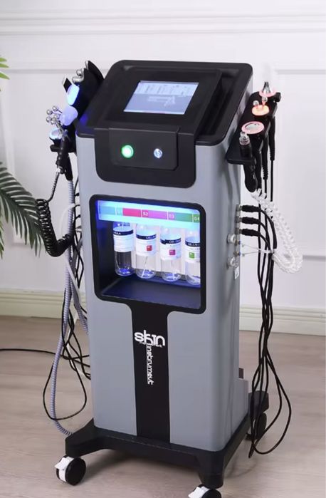 Хидра фейшъл Аква Пилинг система 10 в 1