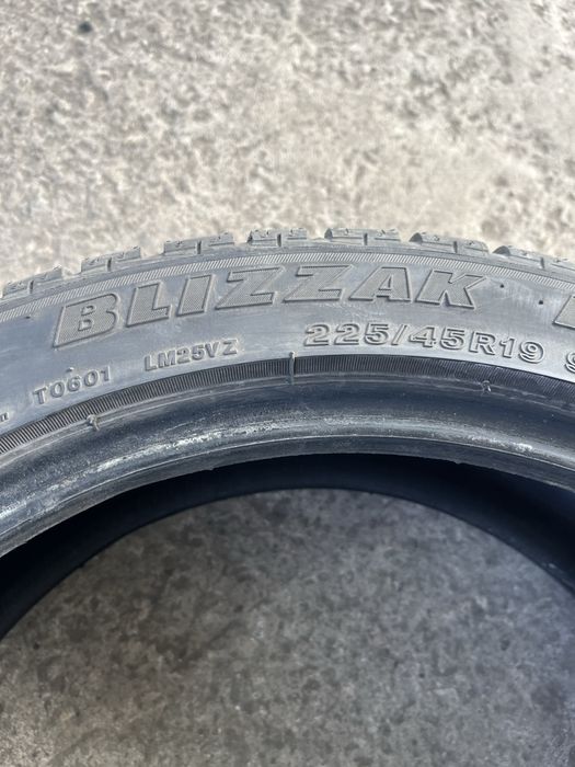 225/45/19 Bridgestone Blizzak