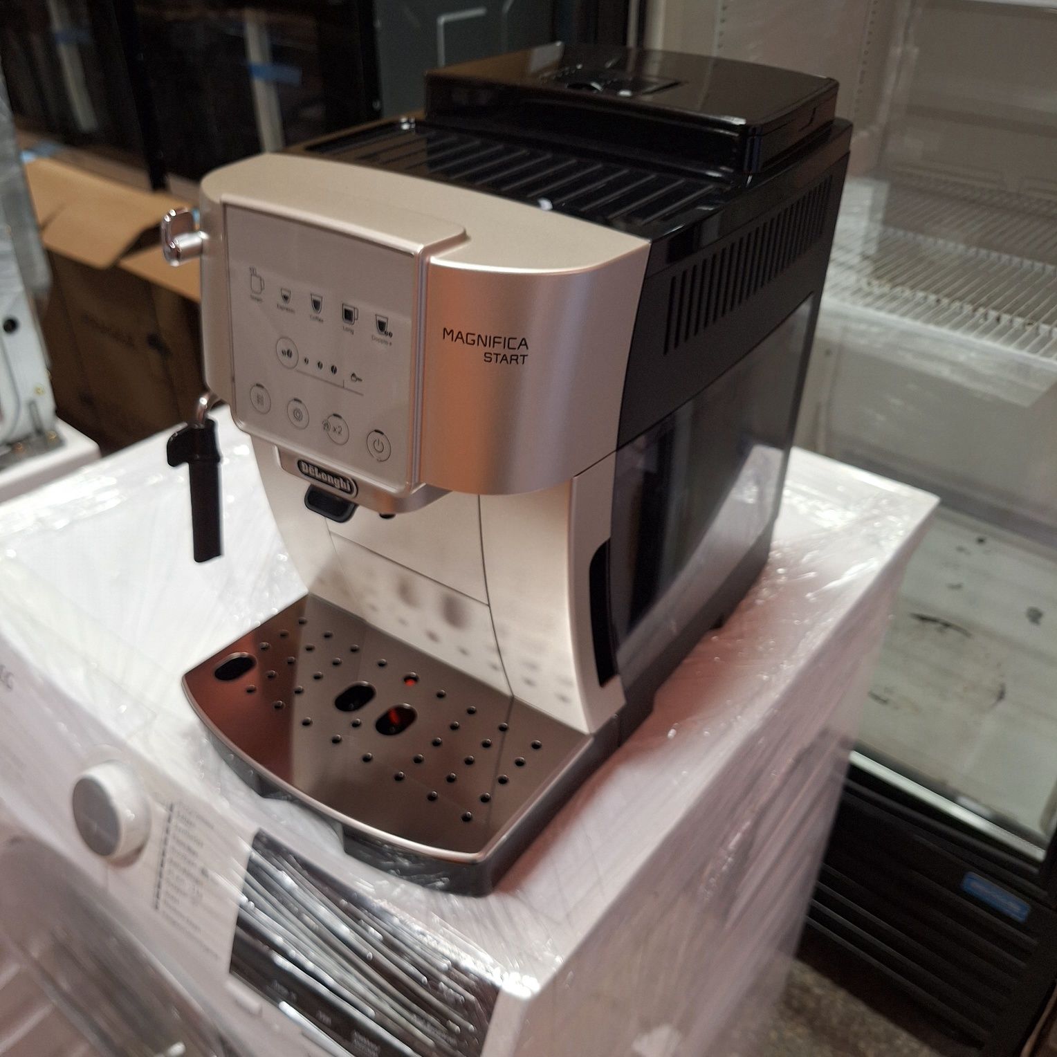 Delonghi magnifica Start - гаранция 6 месеца + доставка за София