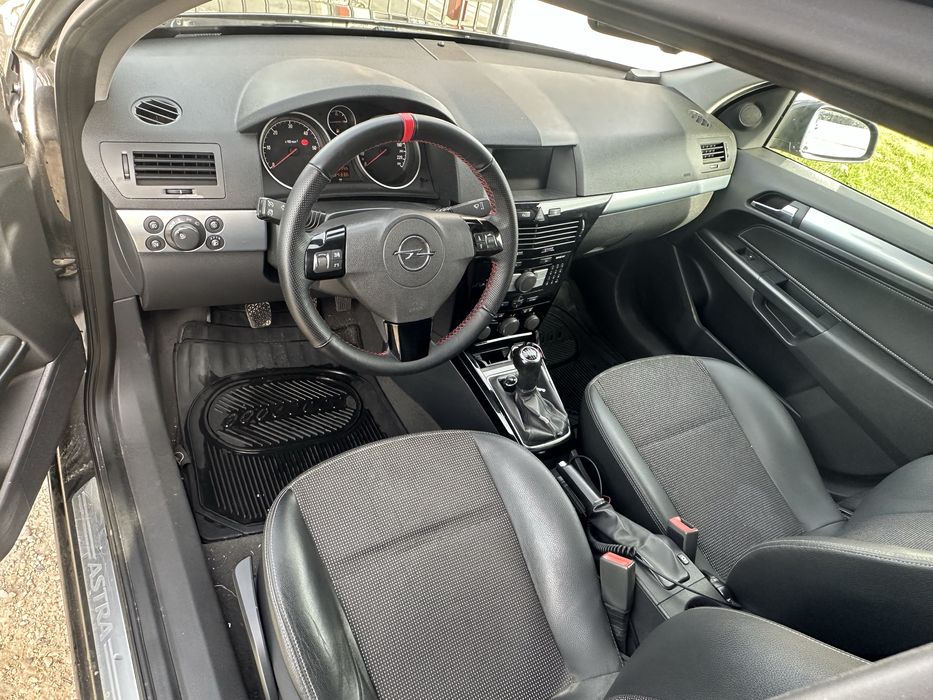 Vând Opel Astra H!