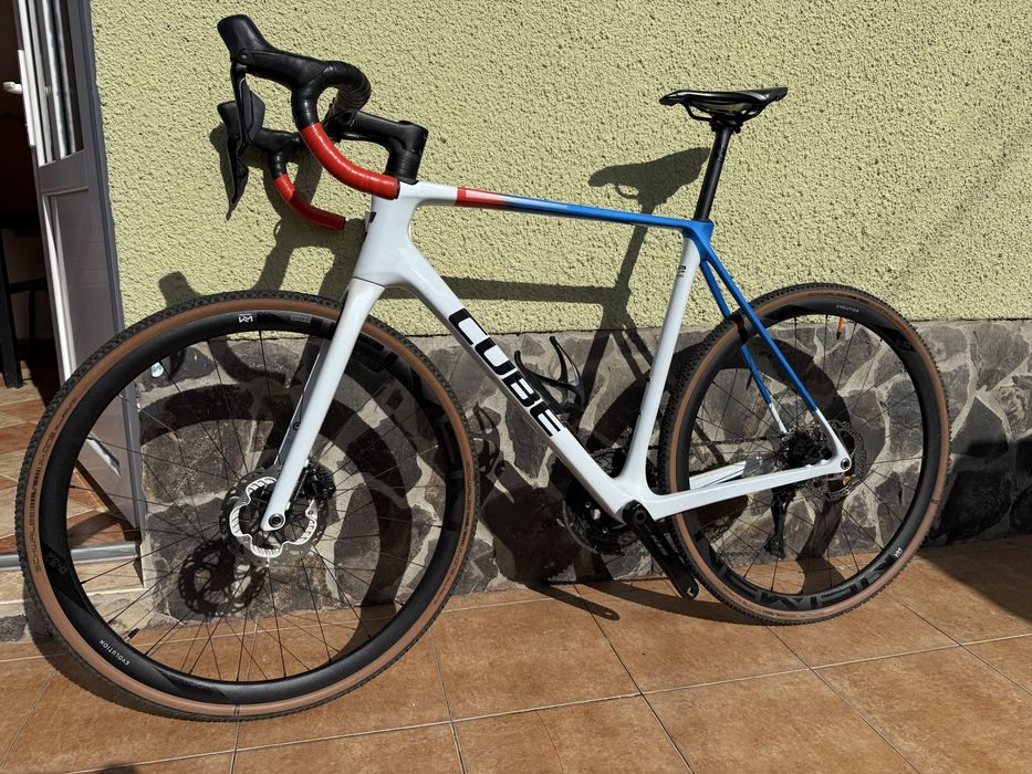 Cube Cross Race Cyclocros Carbon 2x12 2024