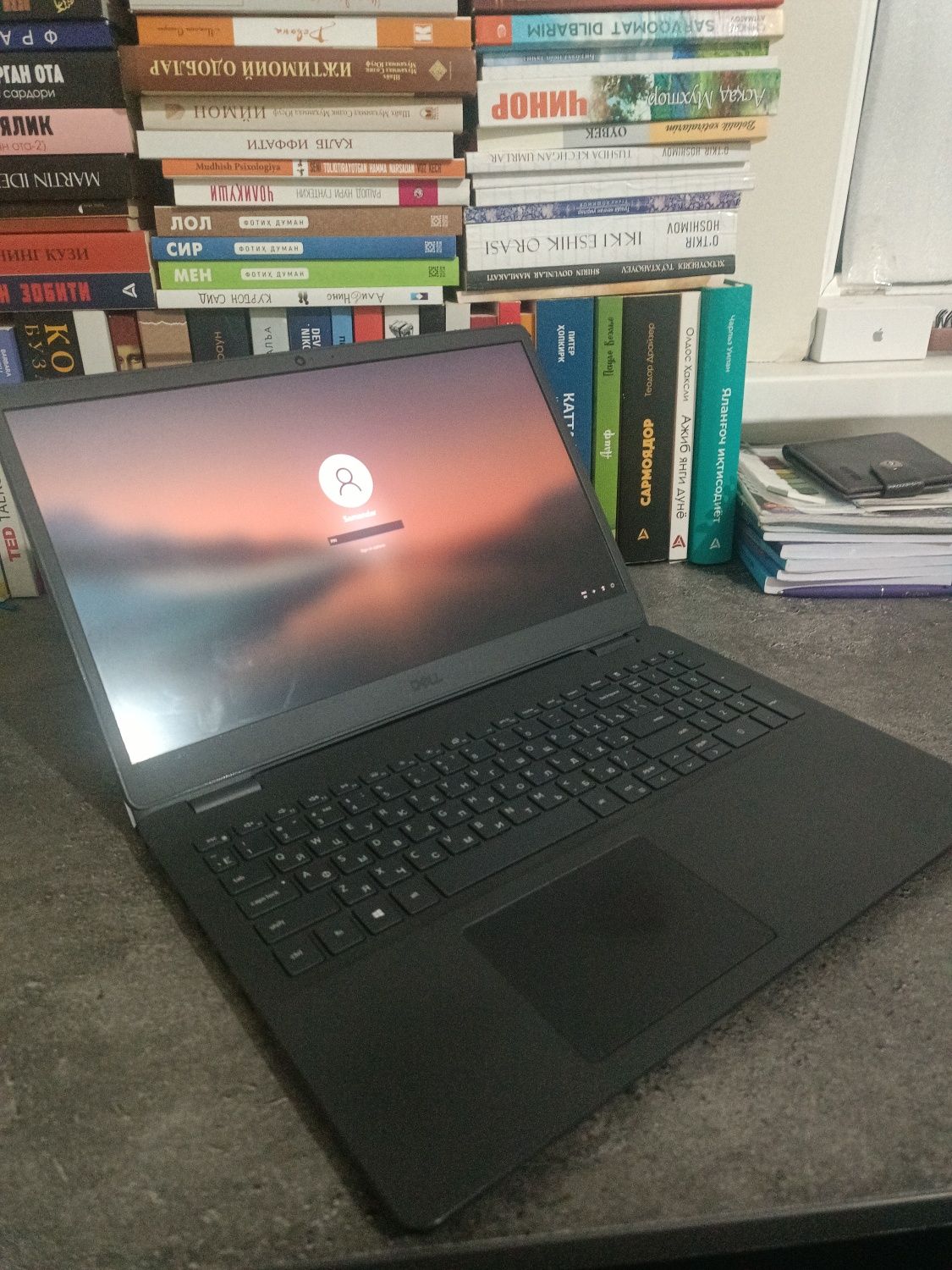 Dell Vostro 3500 Intel Core i5-1135G7 Ram 16GB SSD 256GB HDD 1TB