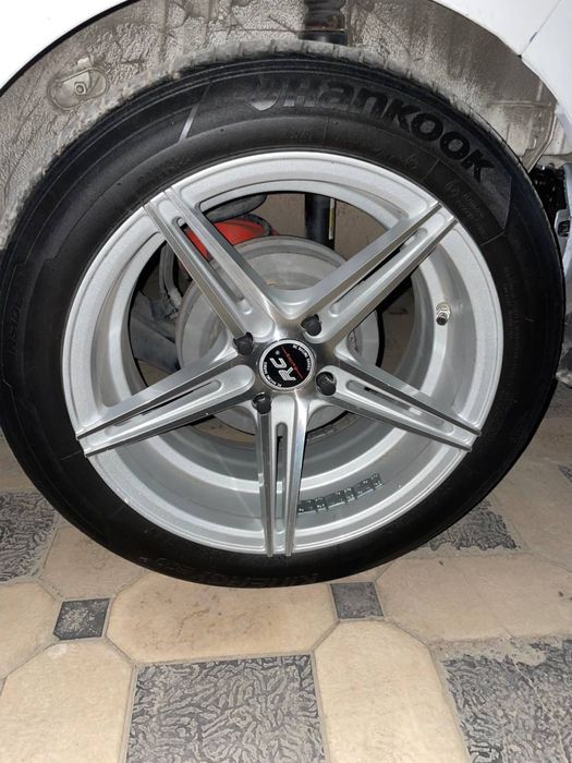 Диска балон сотилади r15