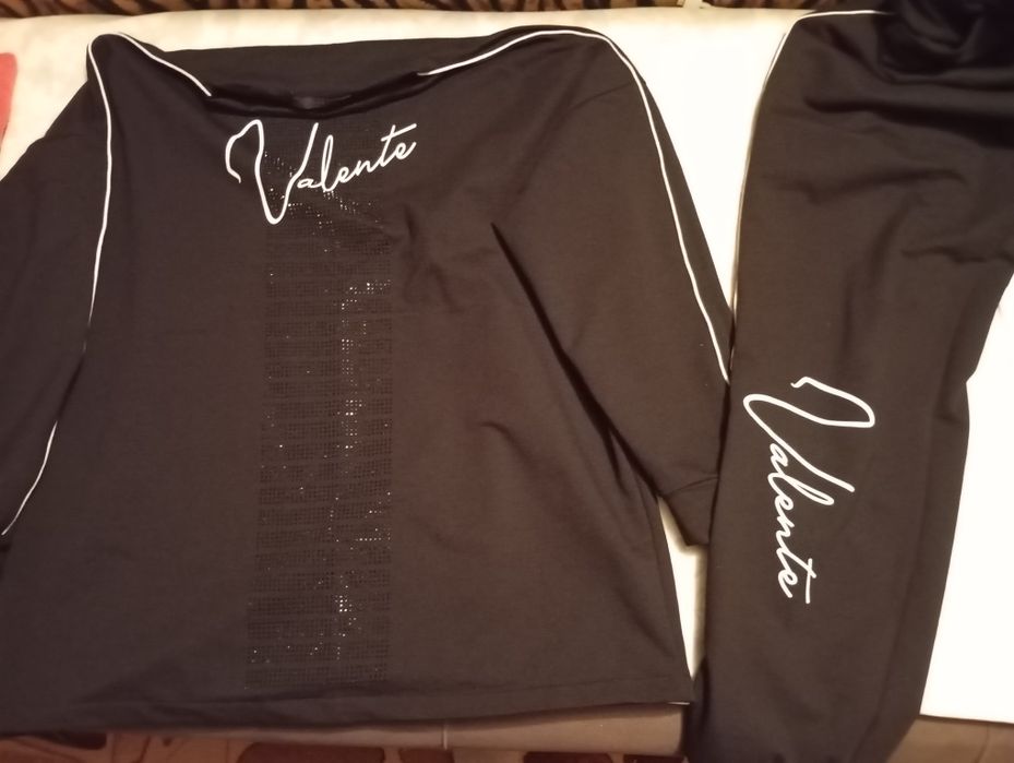 Продам женский костюм