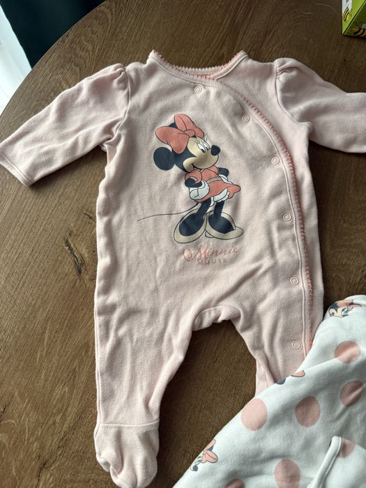 Set 2x pijamale Minnie Mouse C&A Disney marime 62