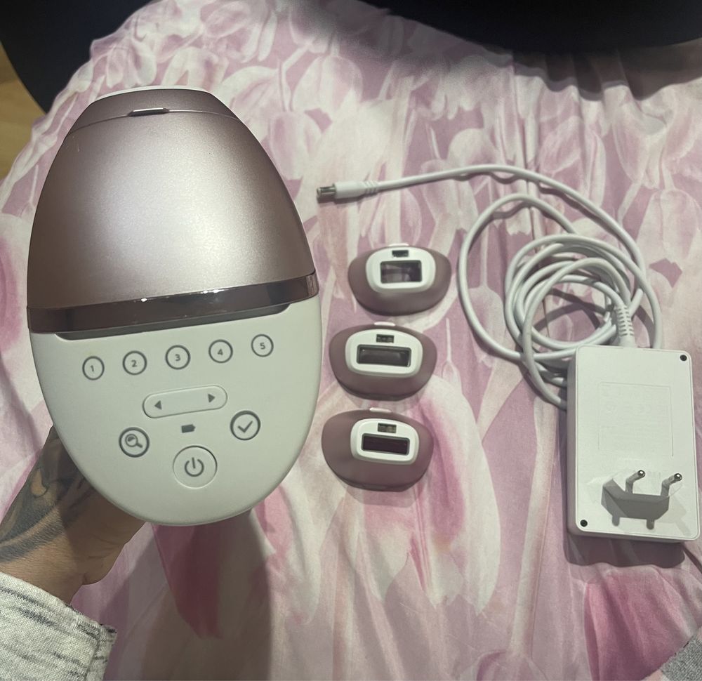 Фотоепилатор IPL Philips Lumea BRI959/00, Smartskin, 250.000 импулса