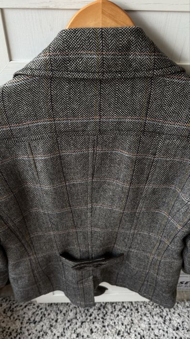 Нов дамски блейзър сако Bogner размер 38