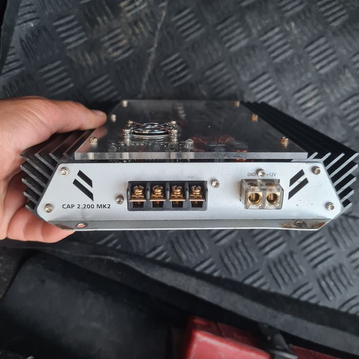 Subwoofer, statie auto, condensator, cabluri, difuzoare