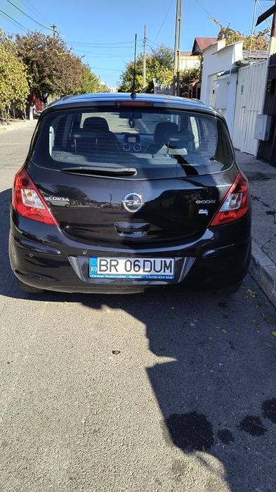 Vând Opel CORSA d
