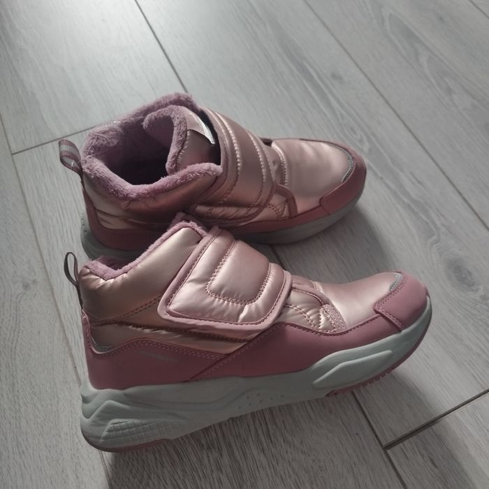 Новые фирменные зимние сапоги Спортмастер 36р.