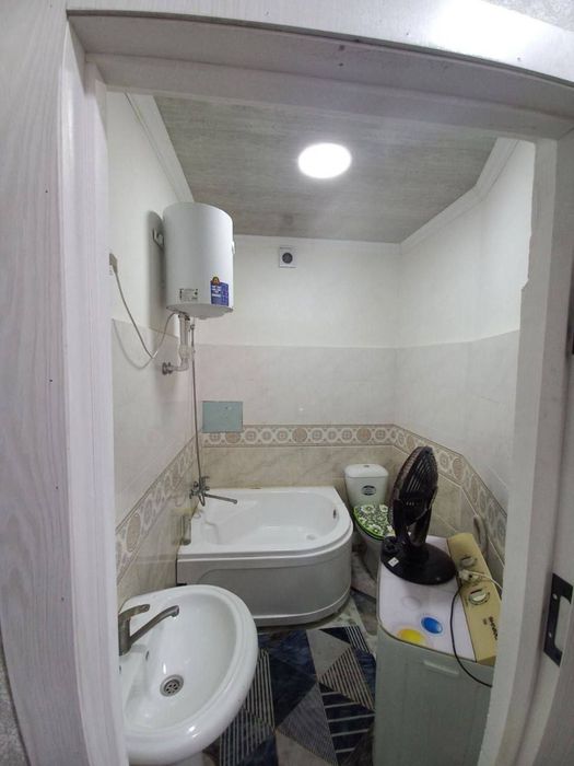 Сдается 1 ком Кадышева, Улица Иззат. Новостройка