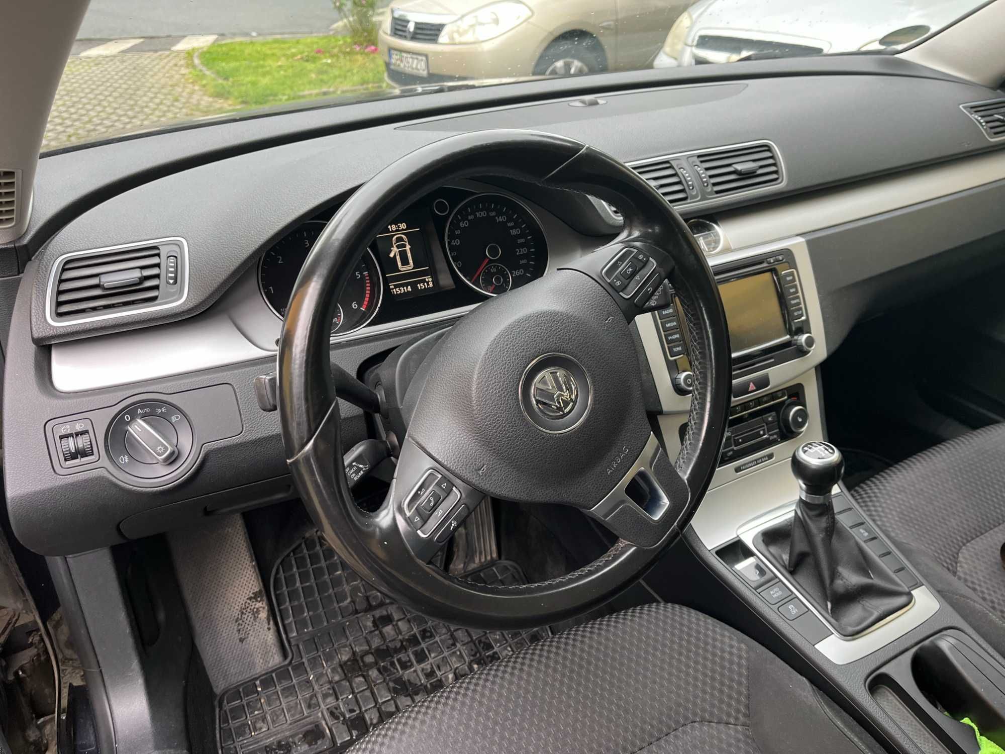 VW PASSAT B7, Trapa, camera, navigatie