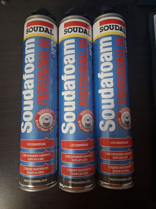 Spumă Soudal pentru izolare
