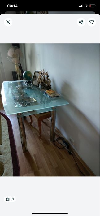 Masa living din sticla