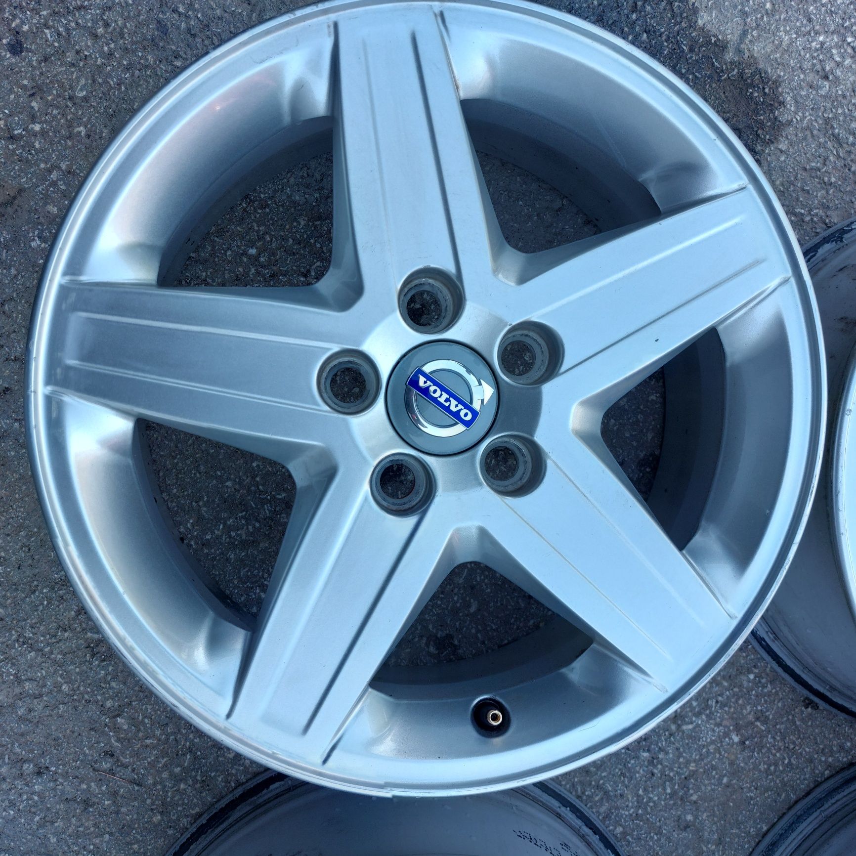 Лети(алуминиеви)джанти 16" 4х108 Volvo Ford Fiesta, Fokus